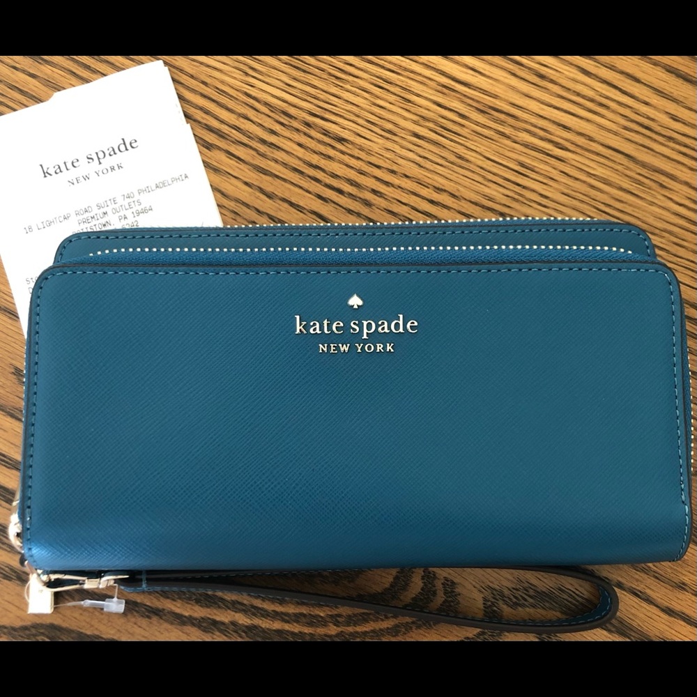 NWT Kate Spade Saffiano Leather Large Wrislit